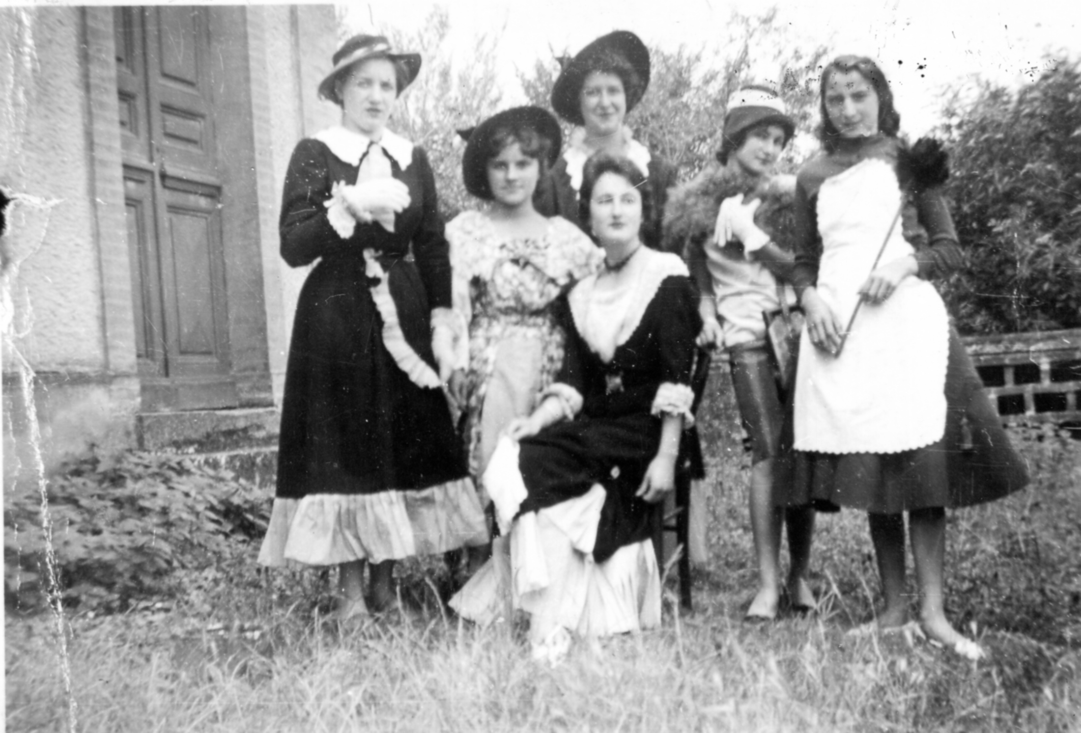 Les demoiselles en 1958.