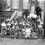 Les jeunes du comité des fêtes en 1951